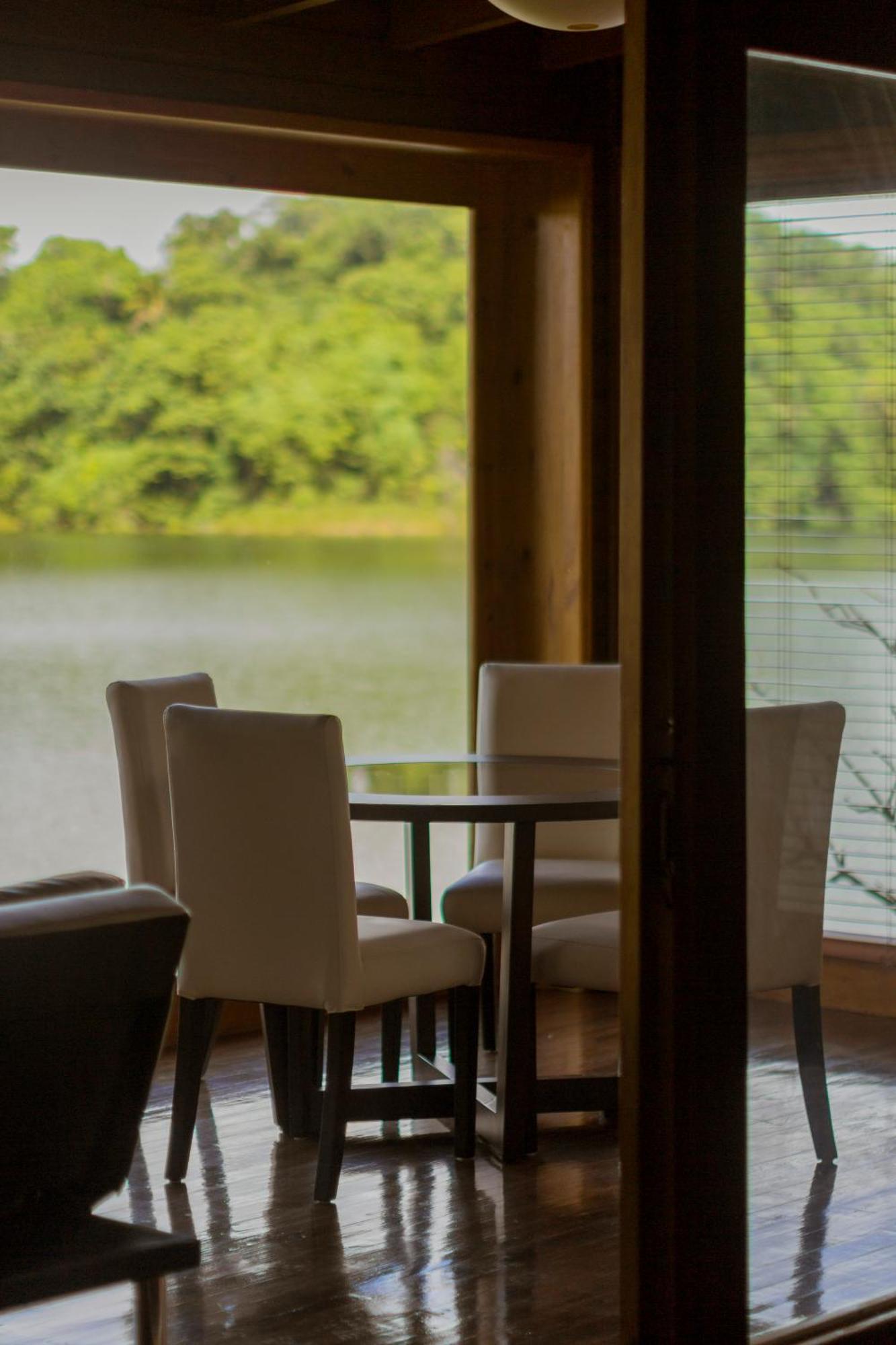Las Lagunas Boutique Hotel Flores Rom bilde